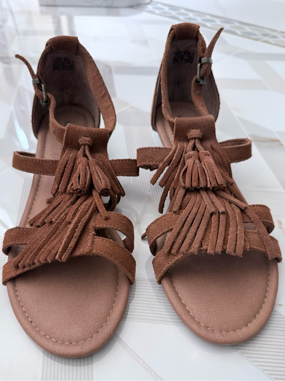 Minnetonka Brown Suede Tassel Gladiator Sandals